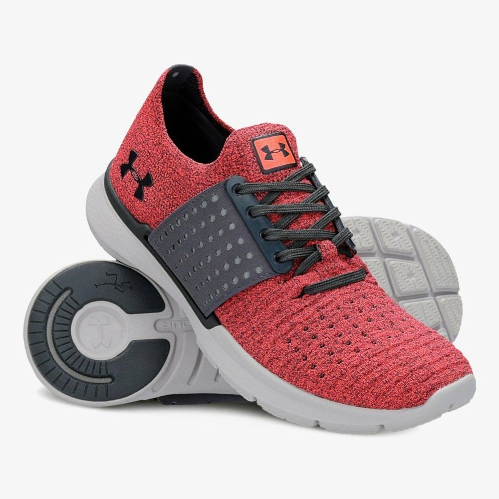 Women’s Under Armour Speedform Shoes Sz 8